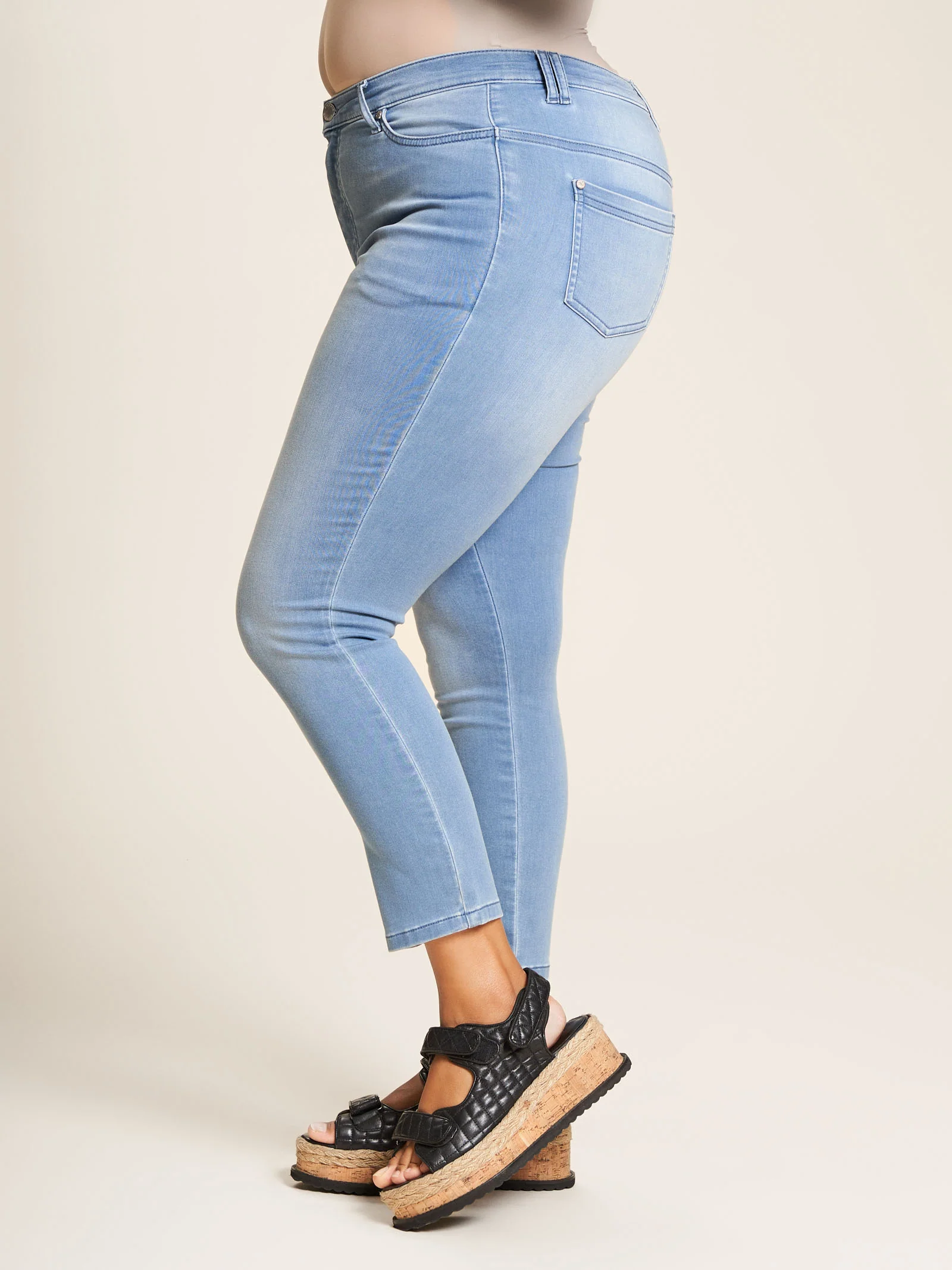 StAshley / Carmen 7/8 Jeans - Image 2