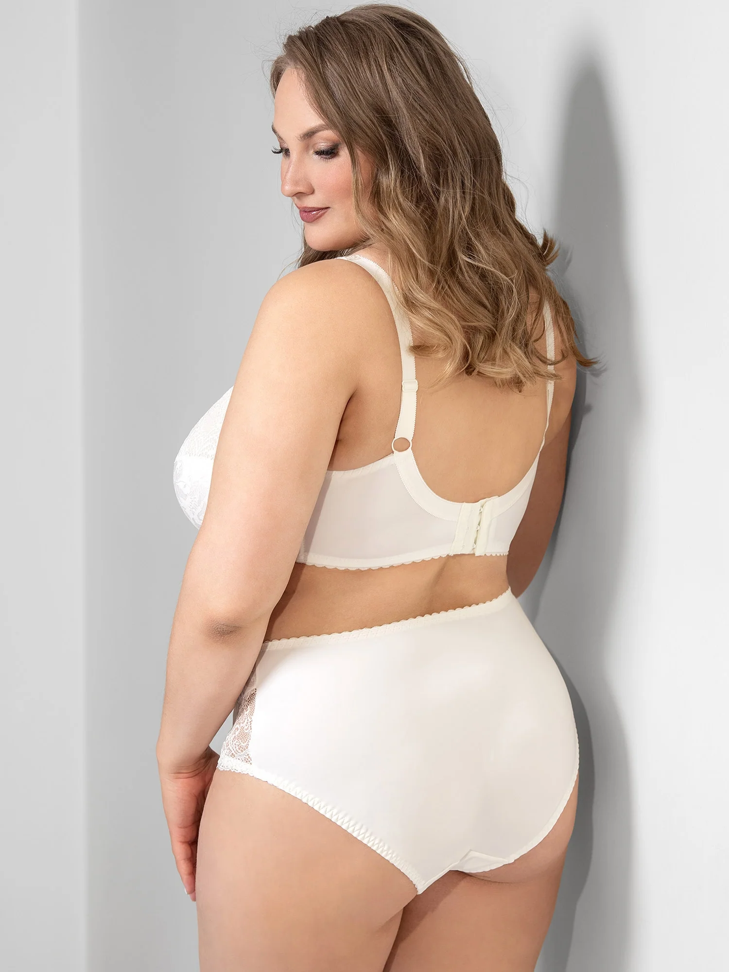 Beate Blonde Trusse fra Plaisir - Noos - Image 5