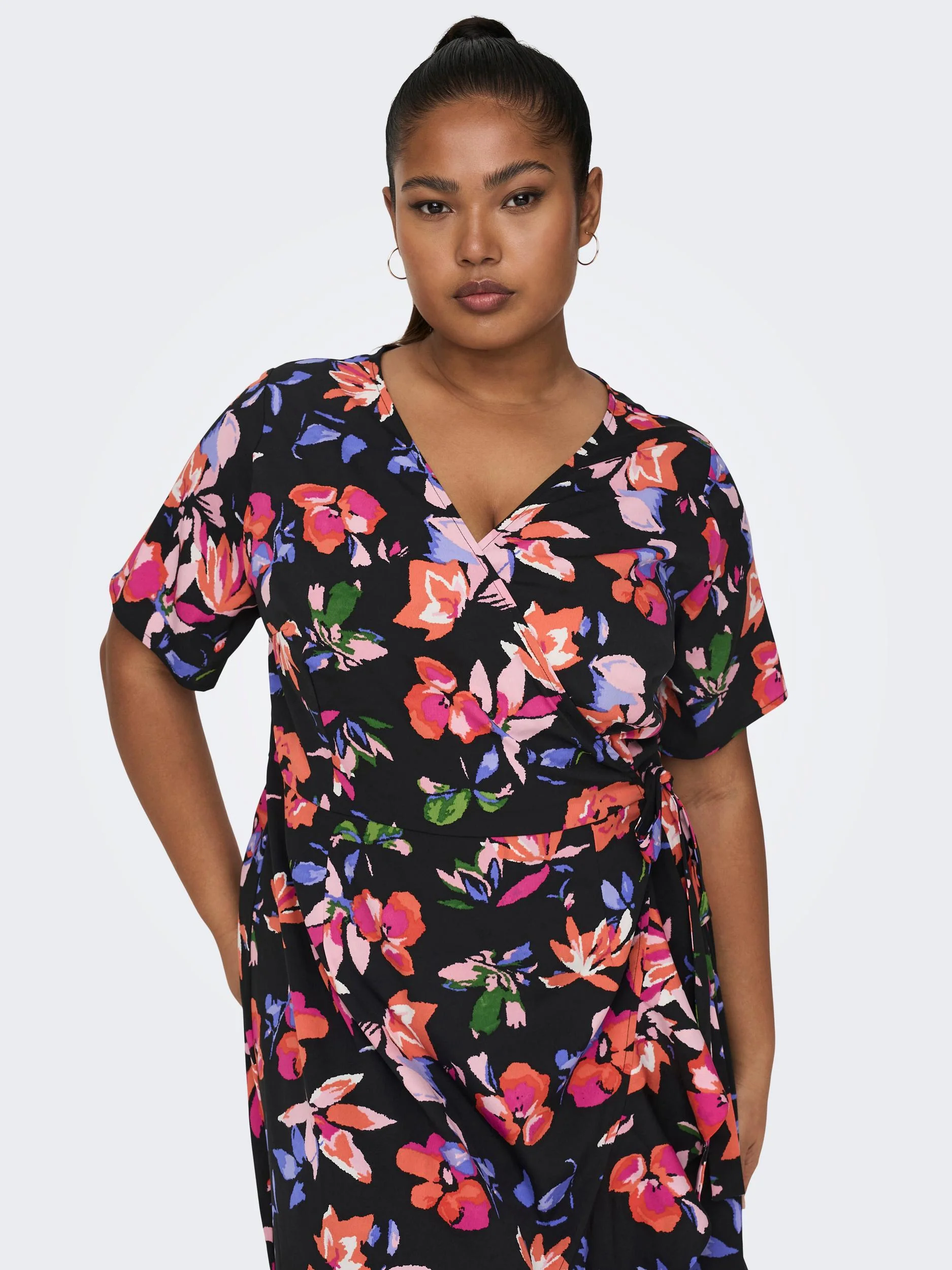 CarLivia Wrap Knee Dress - Image 31