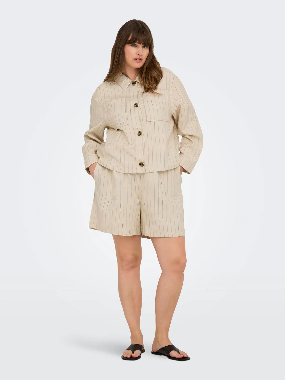 CarMonica - Shorts - Image 2