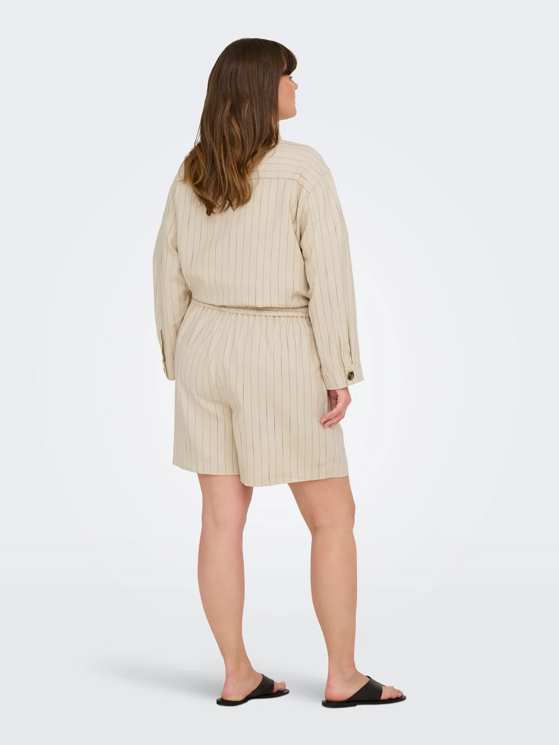 CarMonica - Shorts - Image 3
