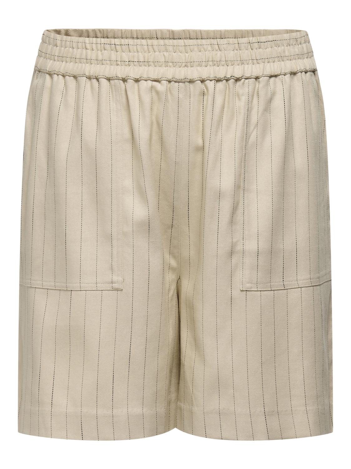 CarMonica - Shorts - Image 4