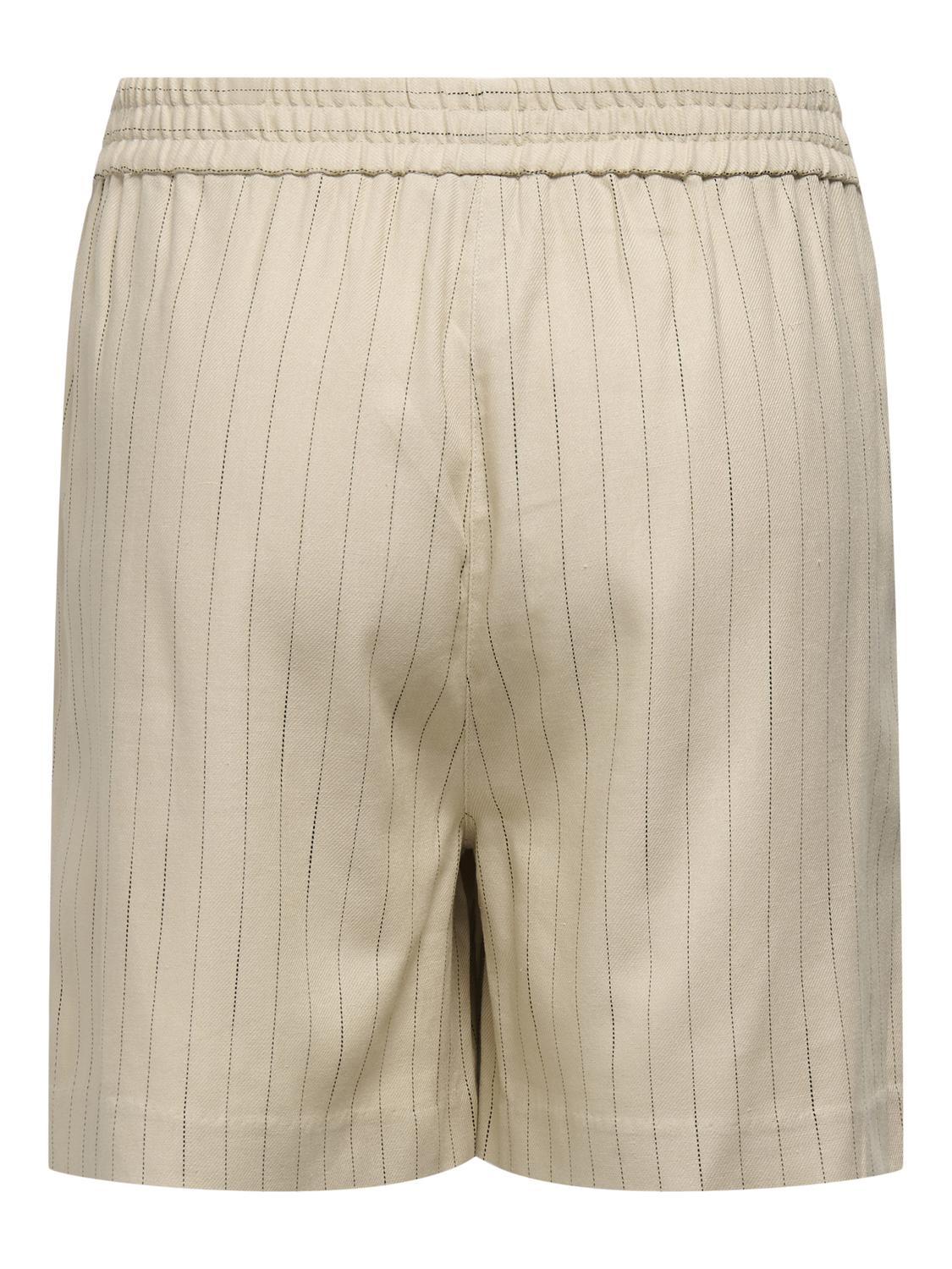 CarMonica - Shorts - Image 5