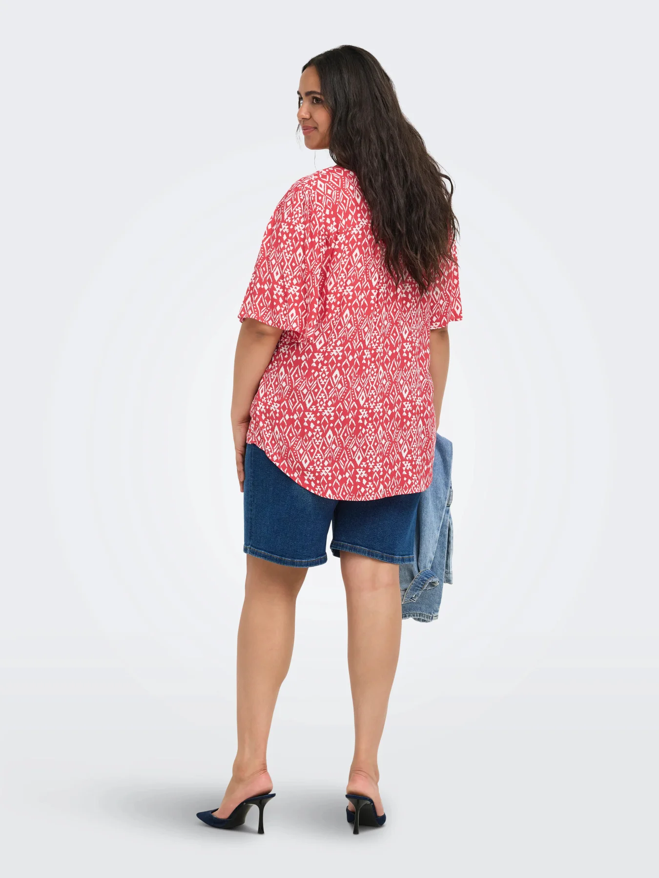 CarViwi - V-Hals Bluse AOP - Image 5