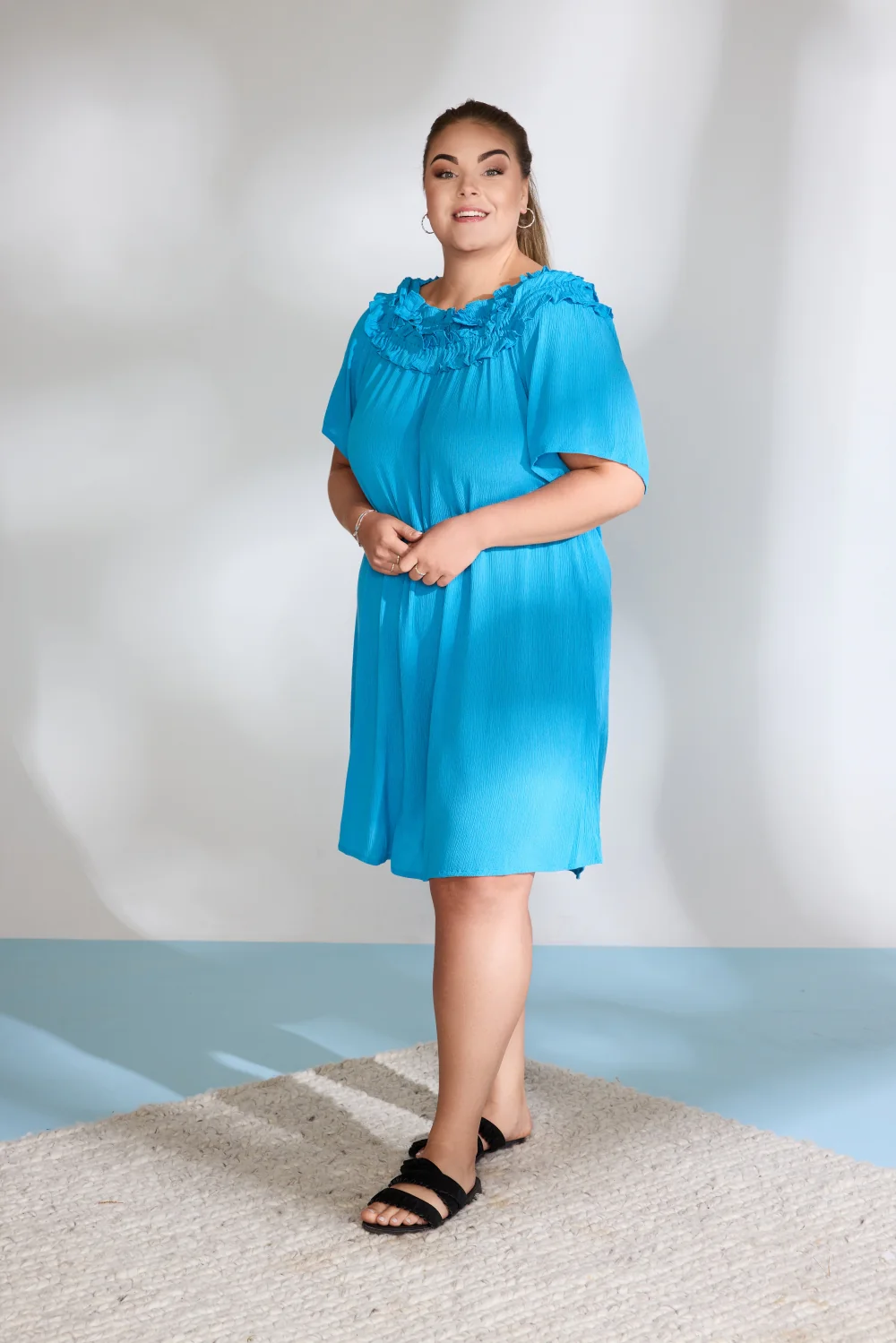 OxDress - Kortærmet Kjole - Image 2