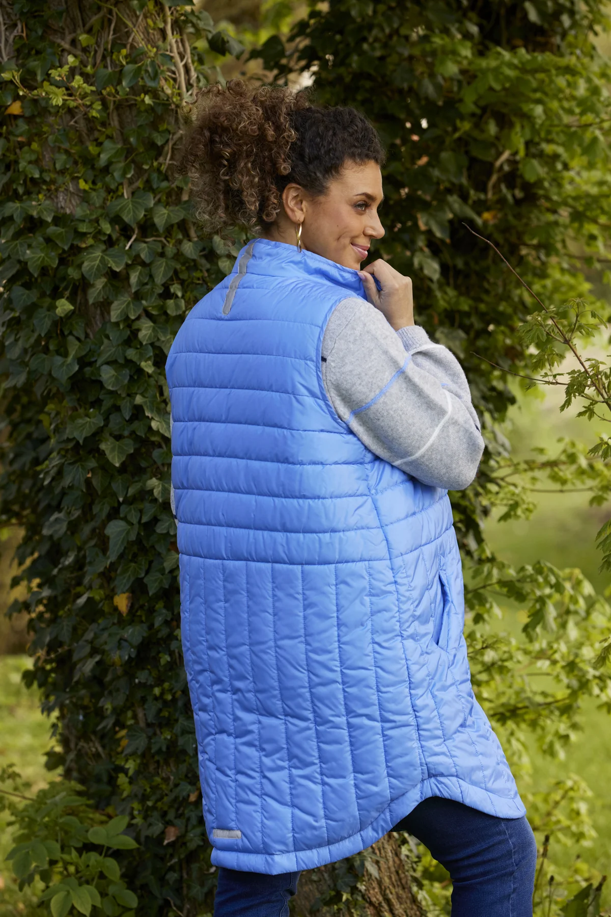 ZhElea 608 - Quiltet Vest - Image 3