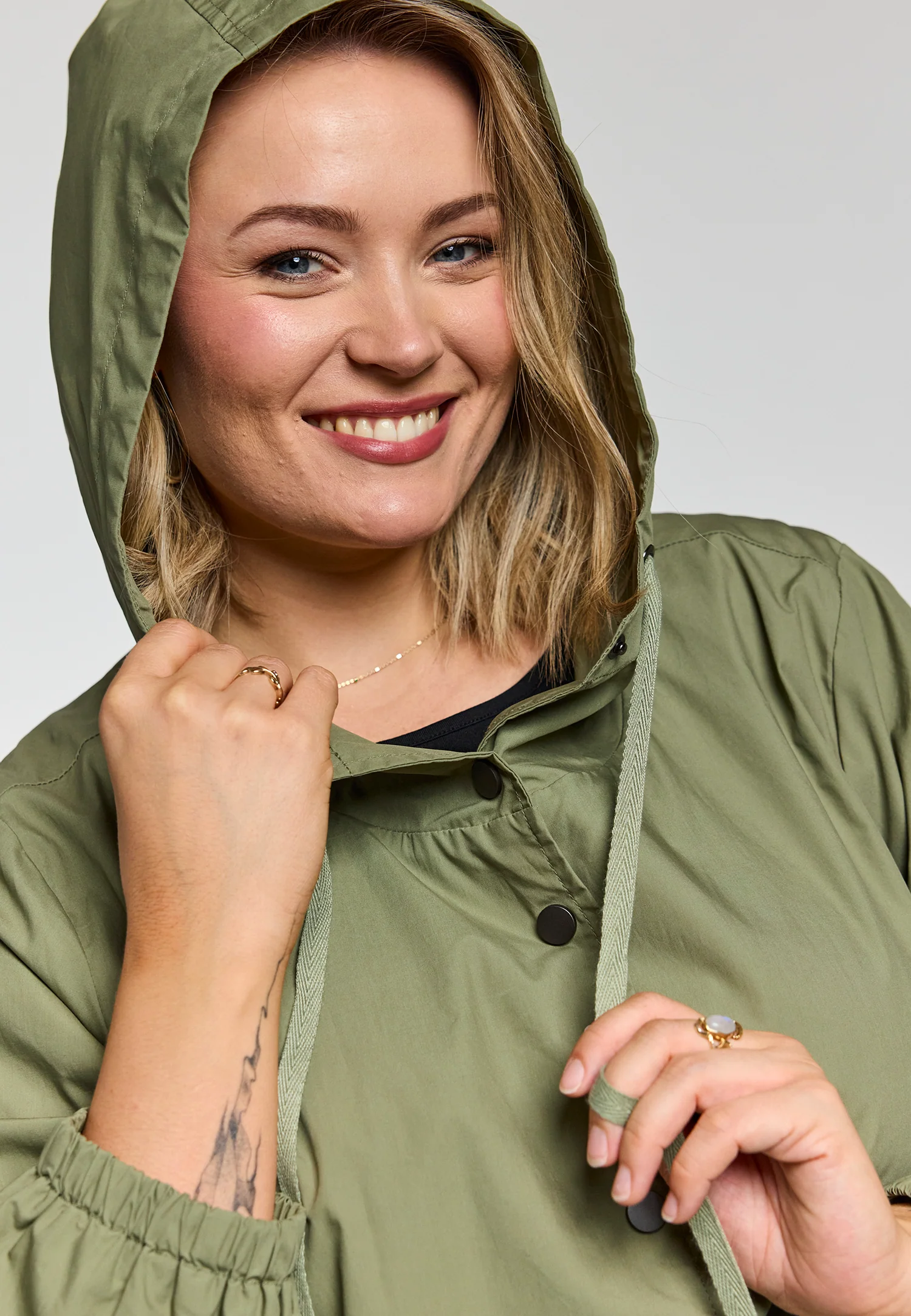 GoLiss - Lang Trenchcoat FJ - Image 3