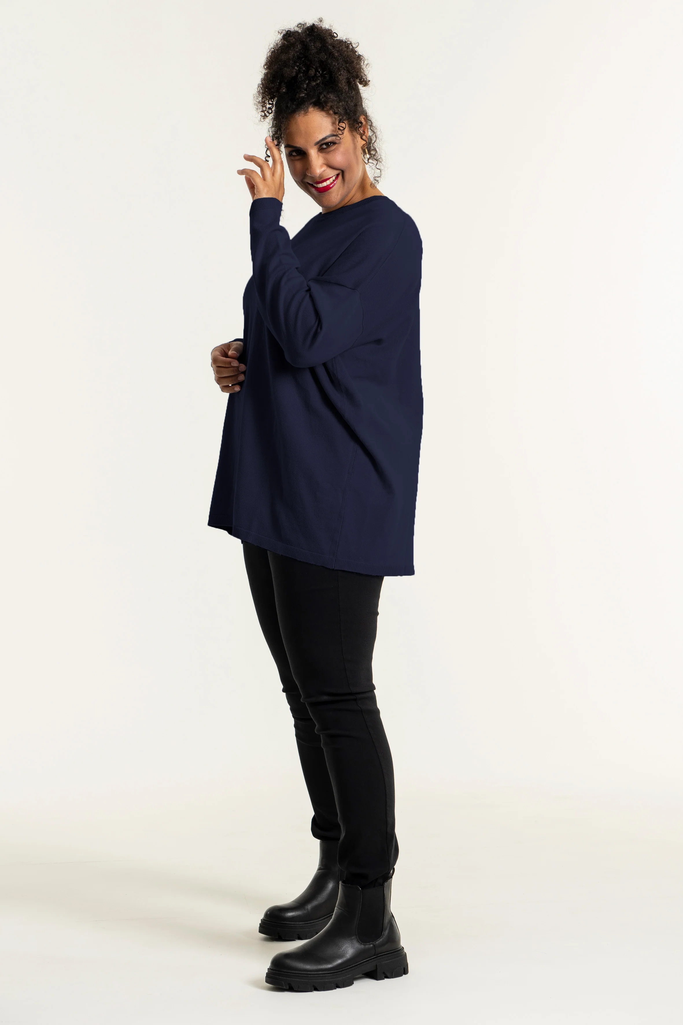 SgHelsinki - Oversize Strikbluse - Image 14
