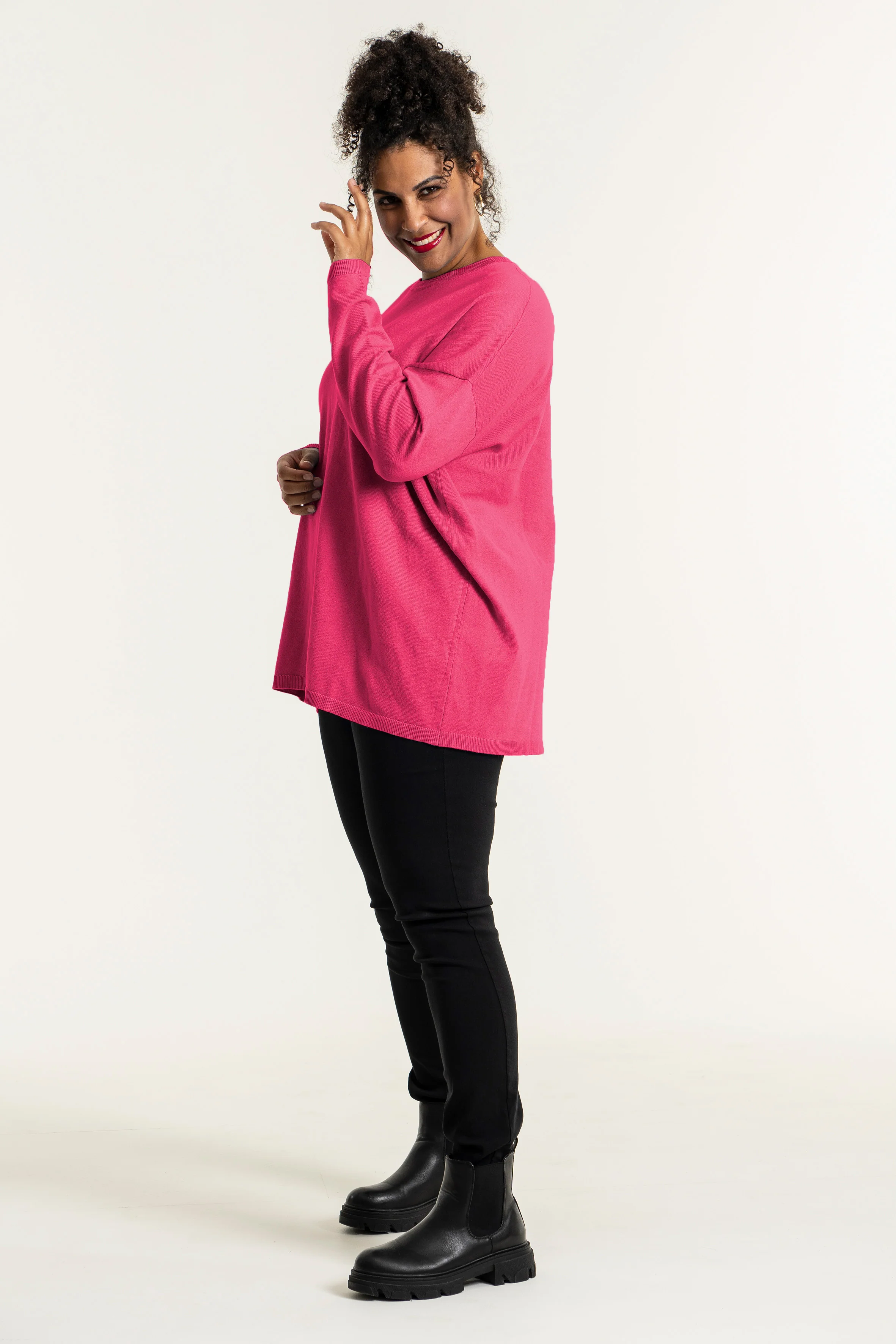 SgHelsinki - Oversize Strikbluse - Image 15