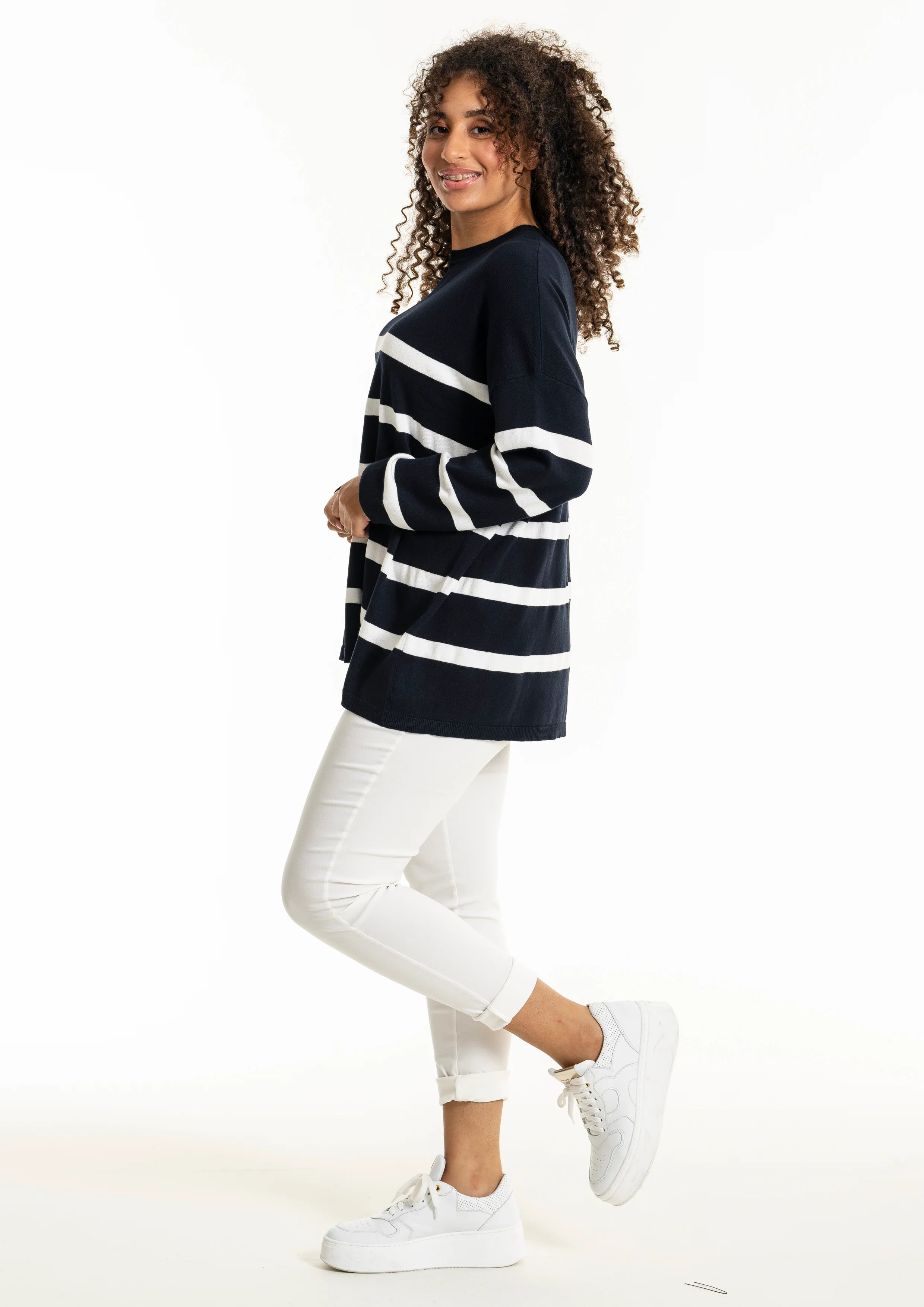 SgHelsinki - Oversize Strikbluse - Image 17