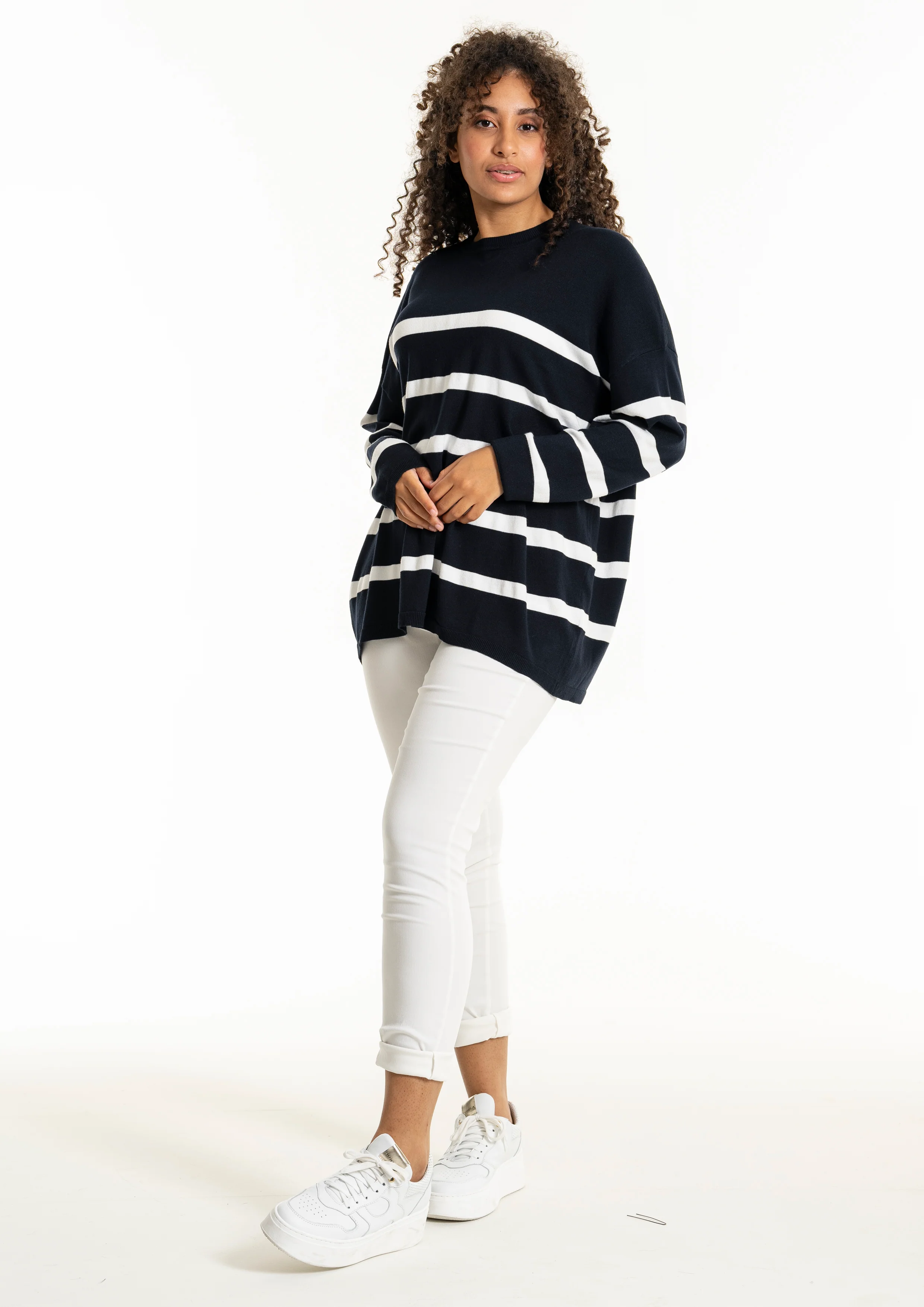 SgHelsinki - Oversize Strikbluse - Image 33