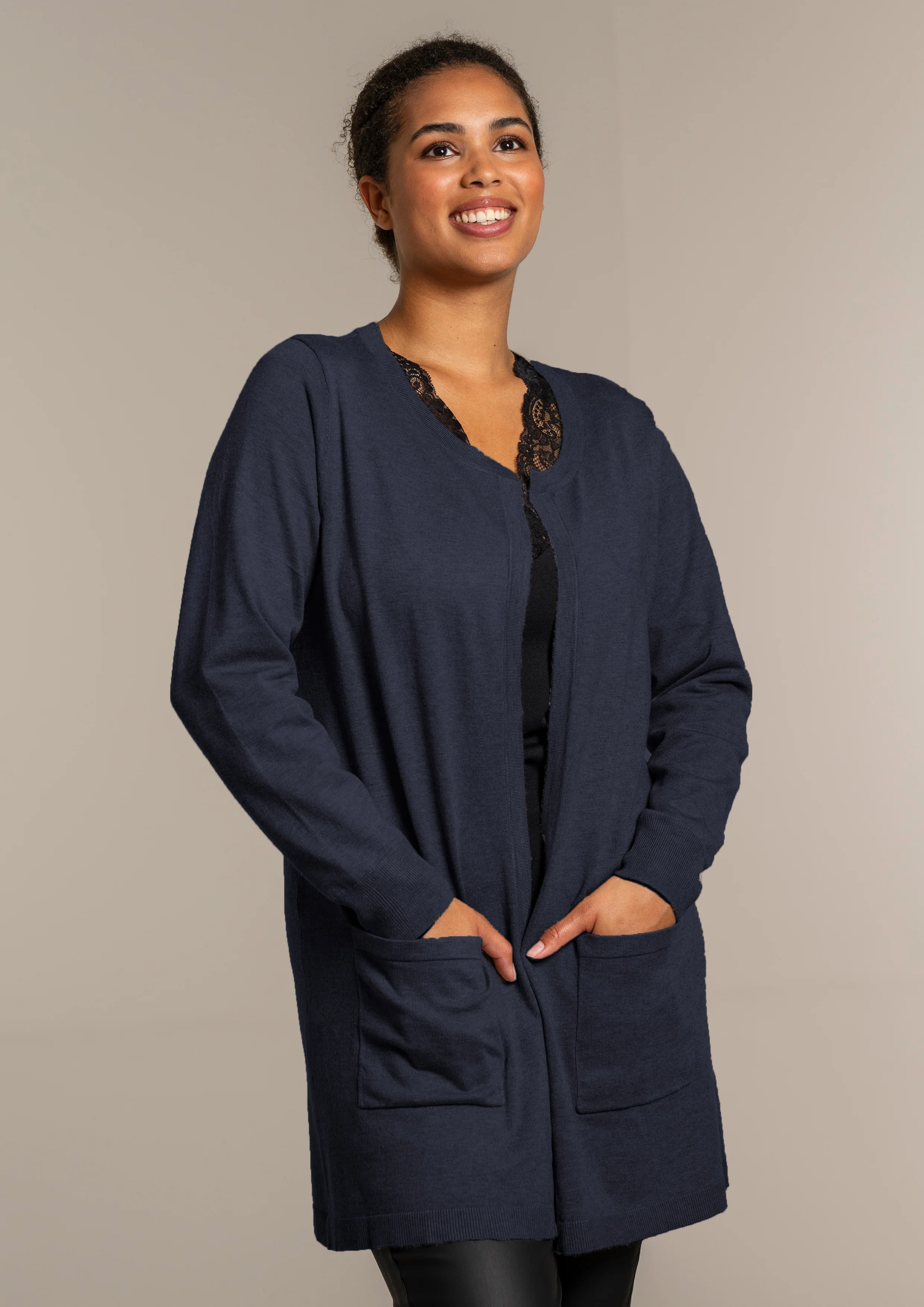 SgHelsinki - Lang Cardigan - Image 6