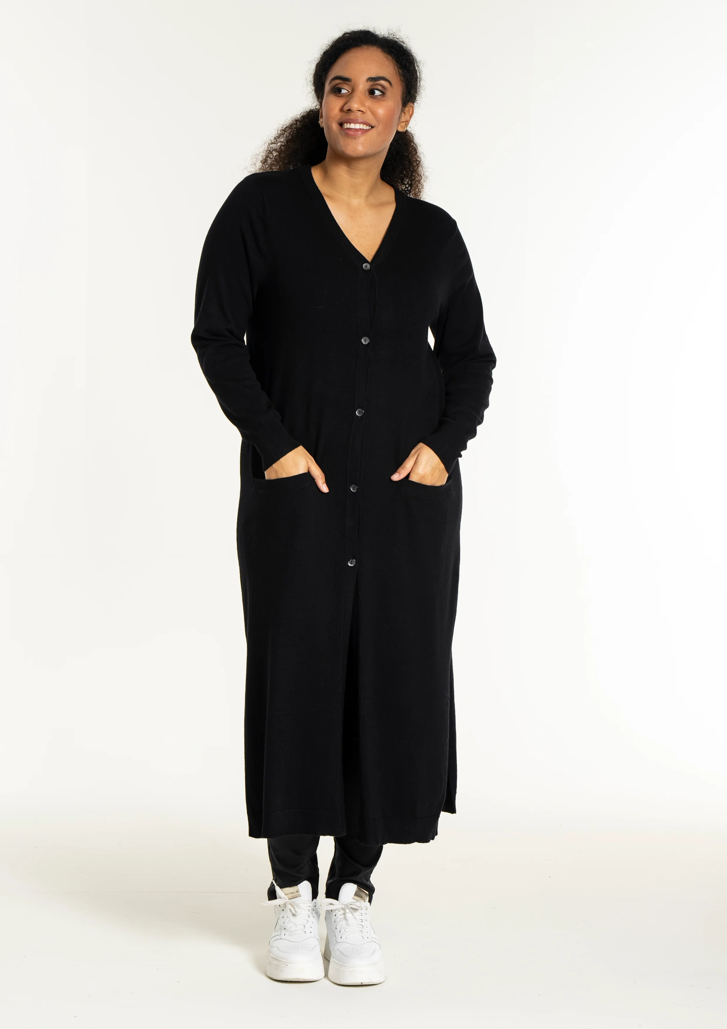 SgHelsinki - Lang Cardigan - Image 4
