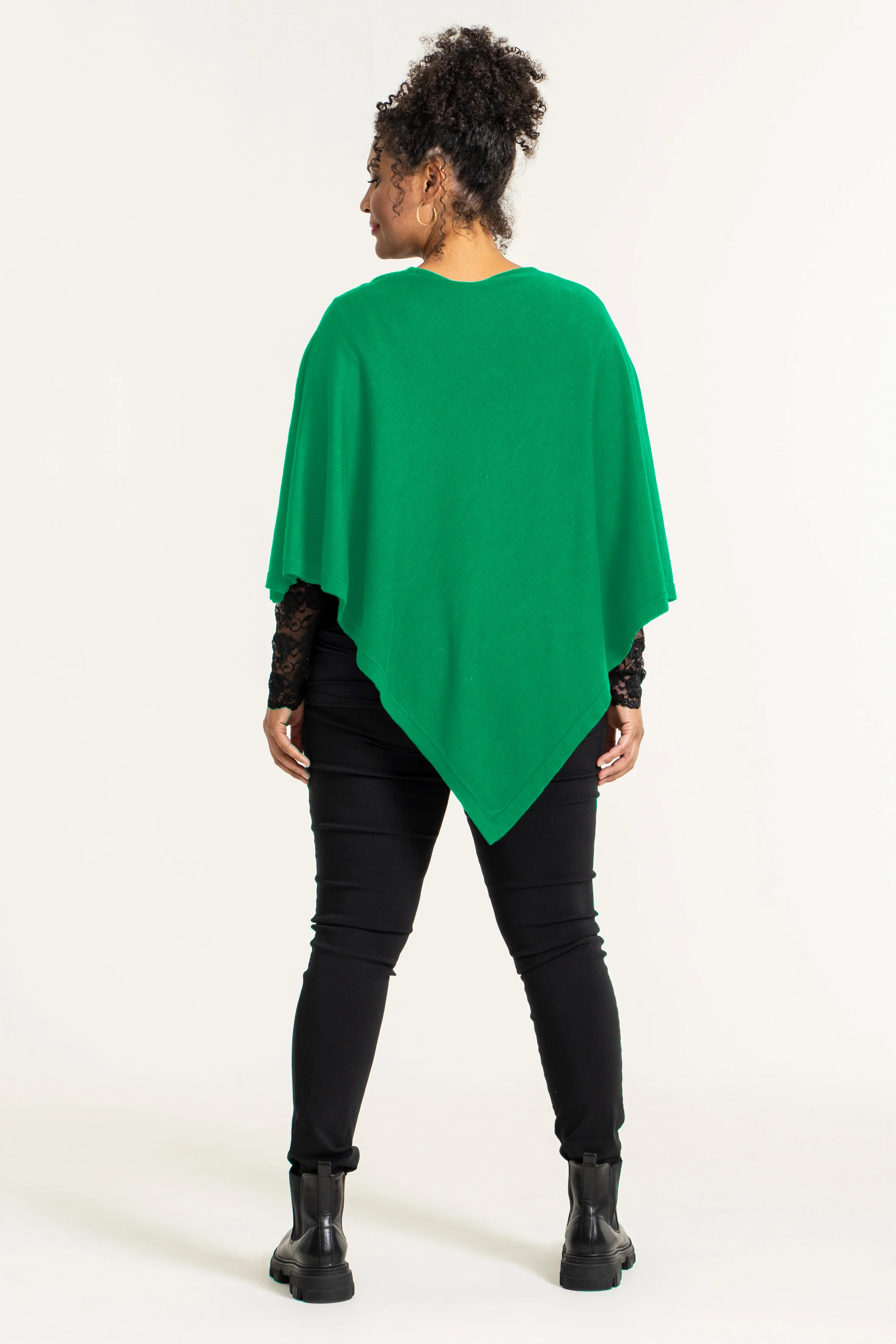 SgHelsinki - Poncho - Noos - Image 4