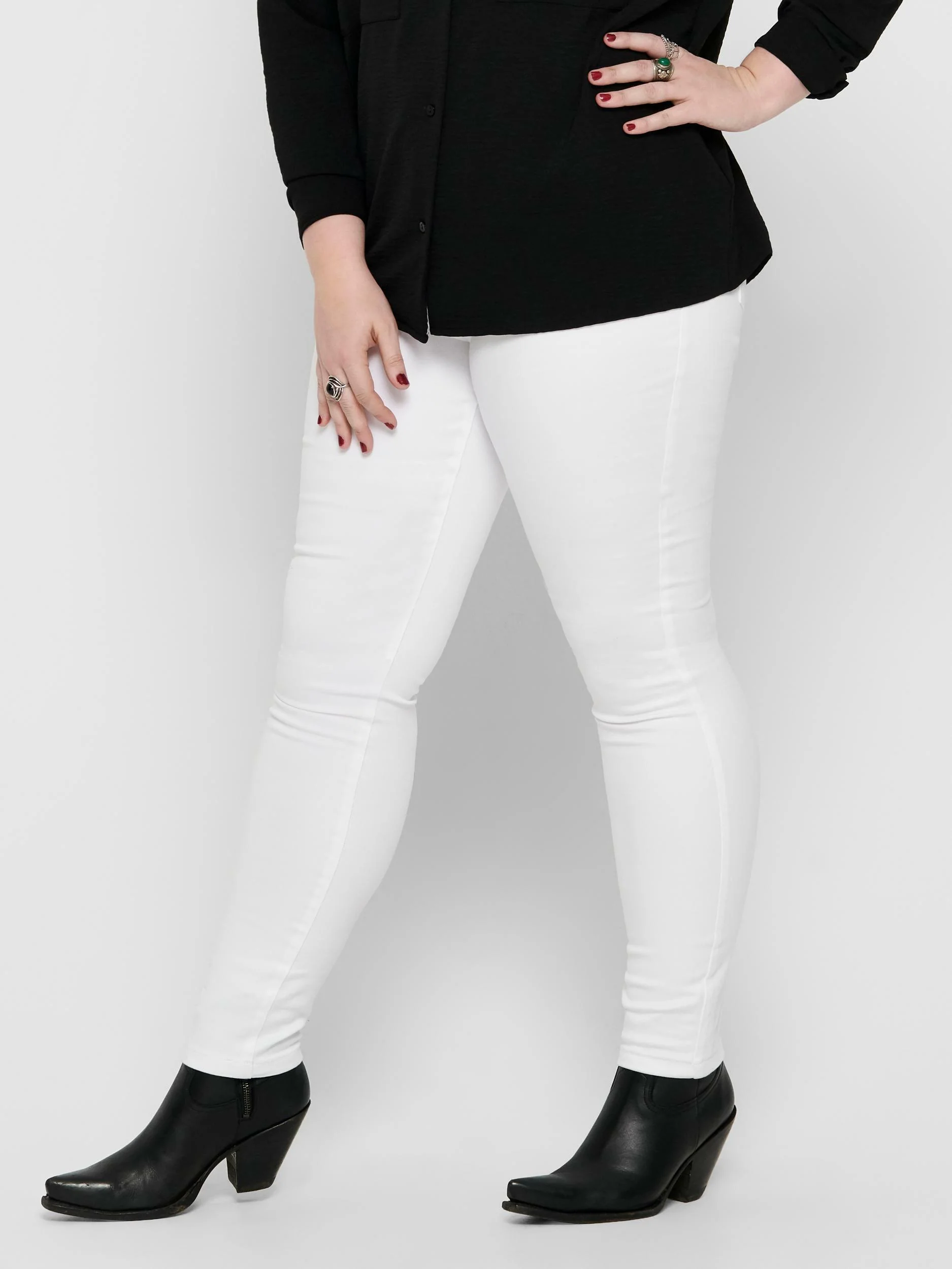 CarAugusta HW White Jeans - Image 3