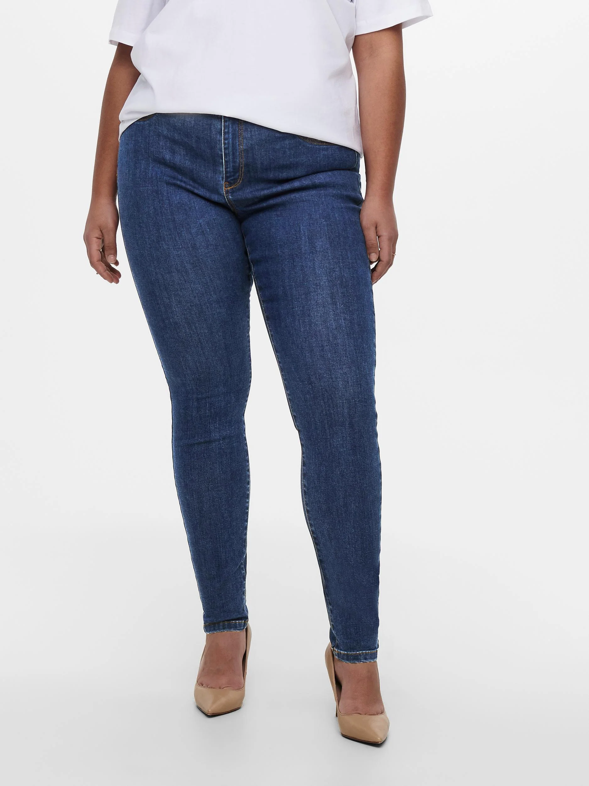 Jeans med smalle ben fra Carmakoma - Image 3