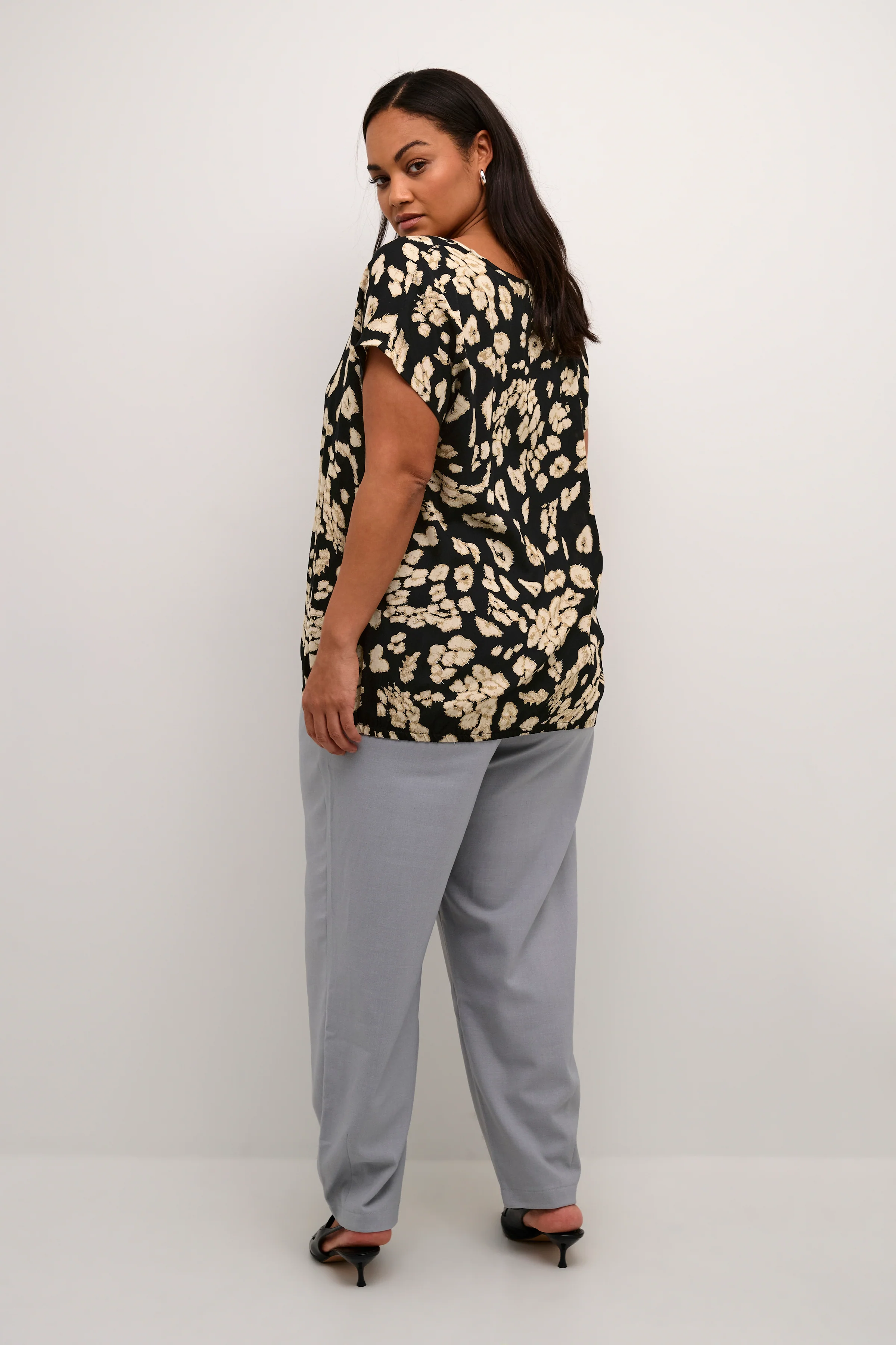 KCbella Stanley Blouse - Image 8