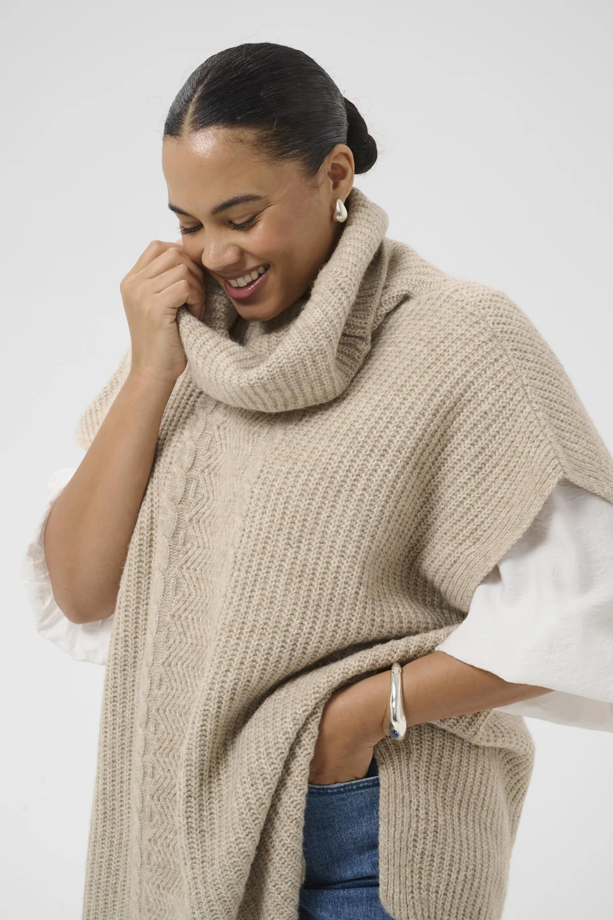 KCmala - Strik Poncho - Image 2