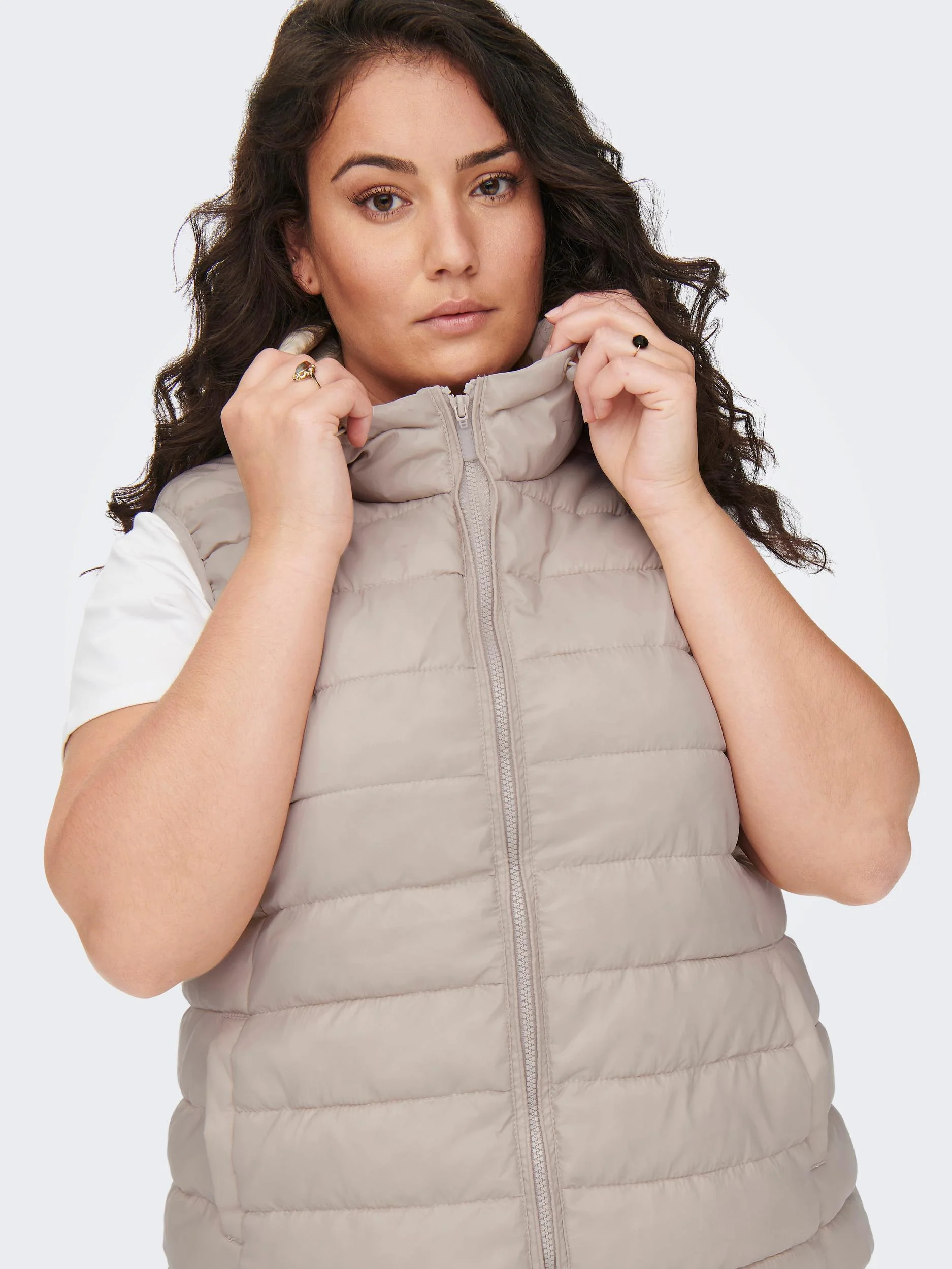 CarNewTahoe Hood Waistcoat - Image 6