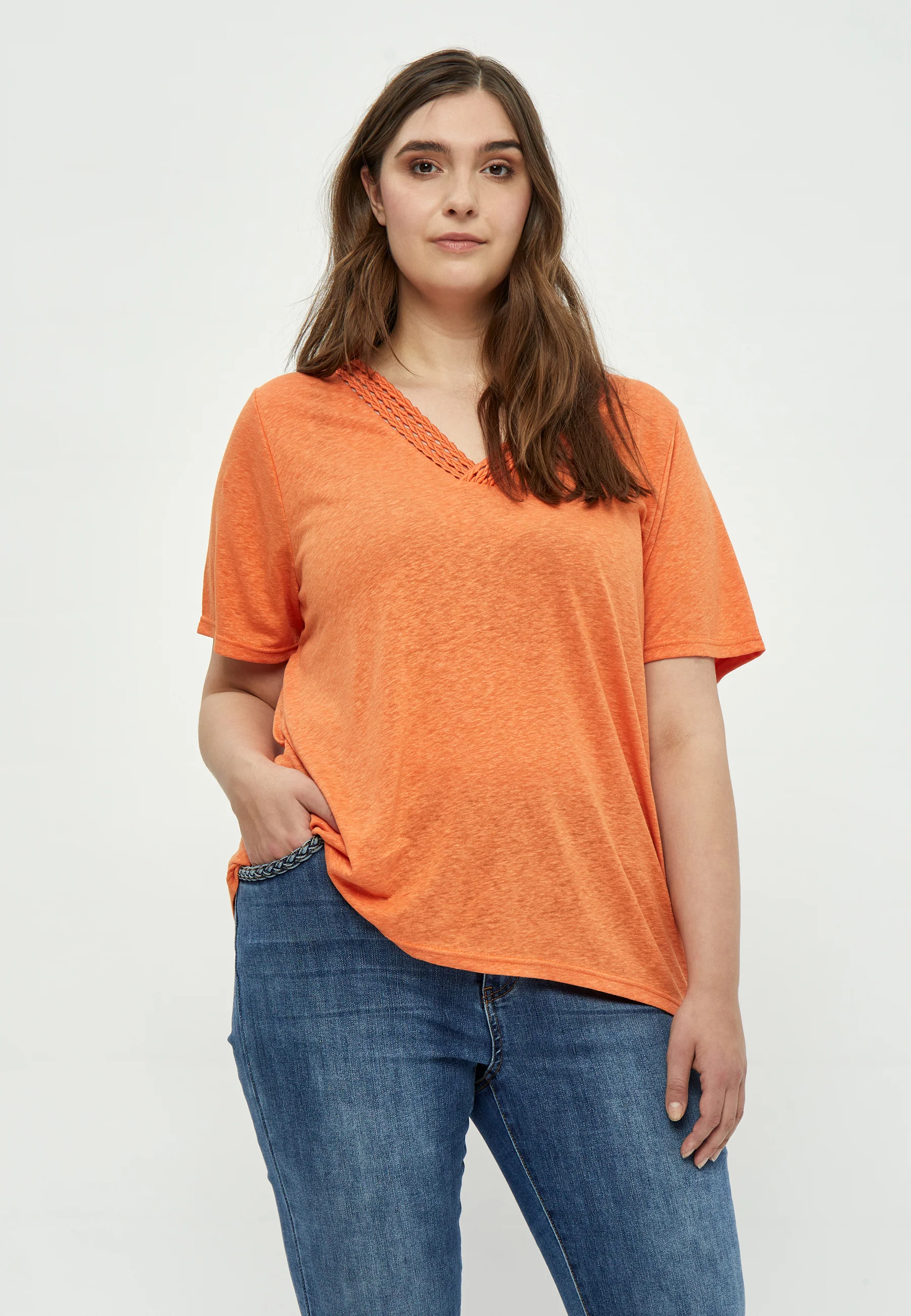 PeMarina - T-shirt med hæklet V-hals - Image 2
