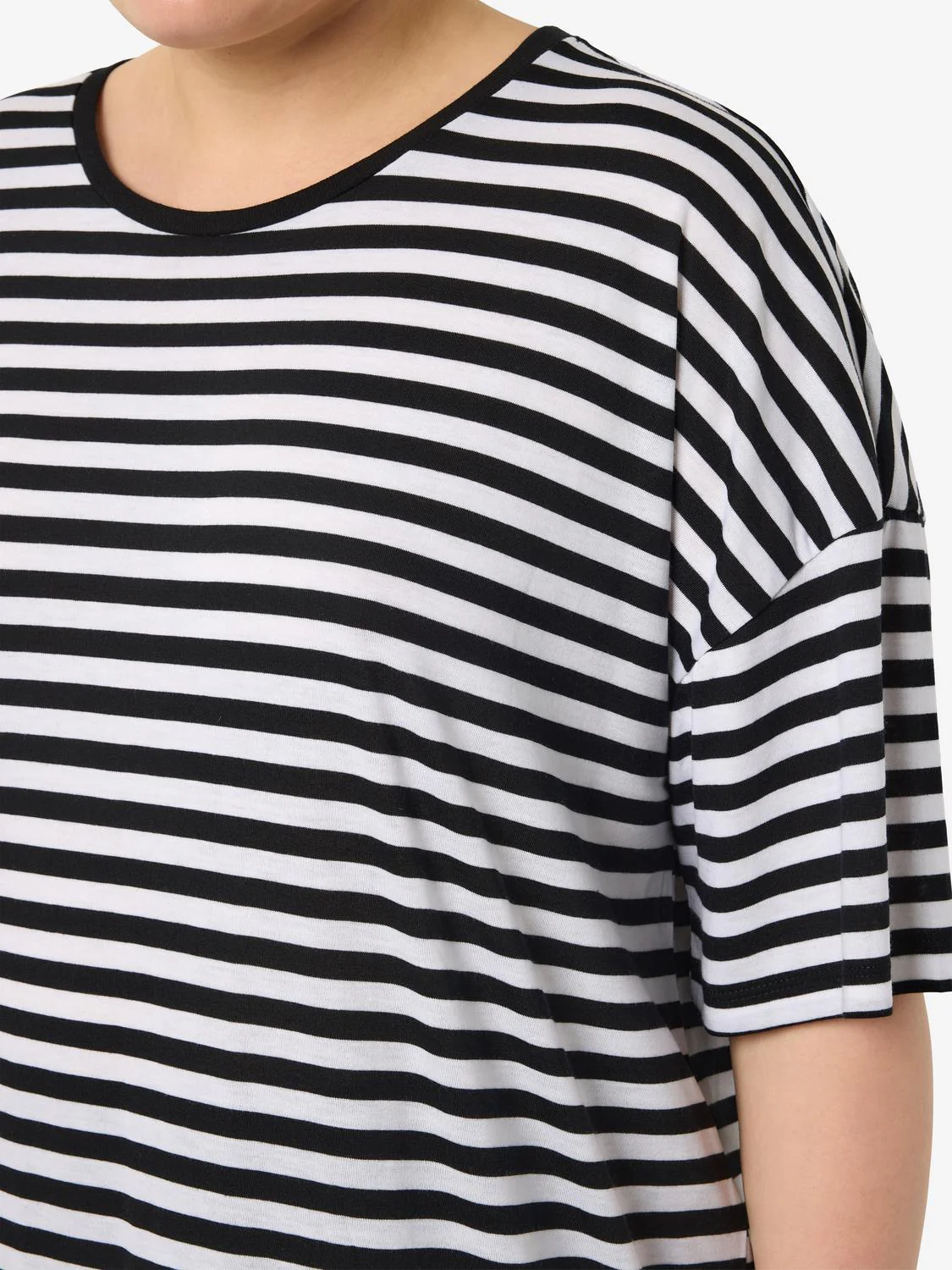 NMMAYDEN 2/4 DRESS - KJOLE I LØS FACON - NOOS - Image 16