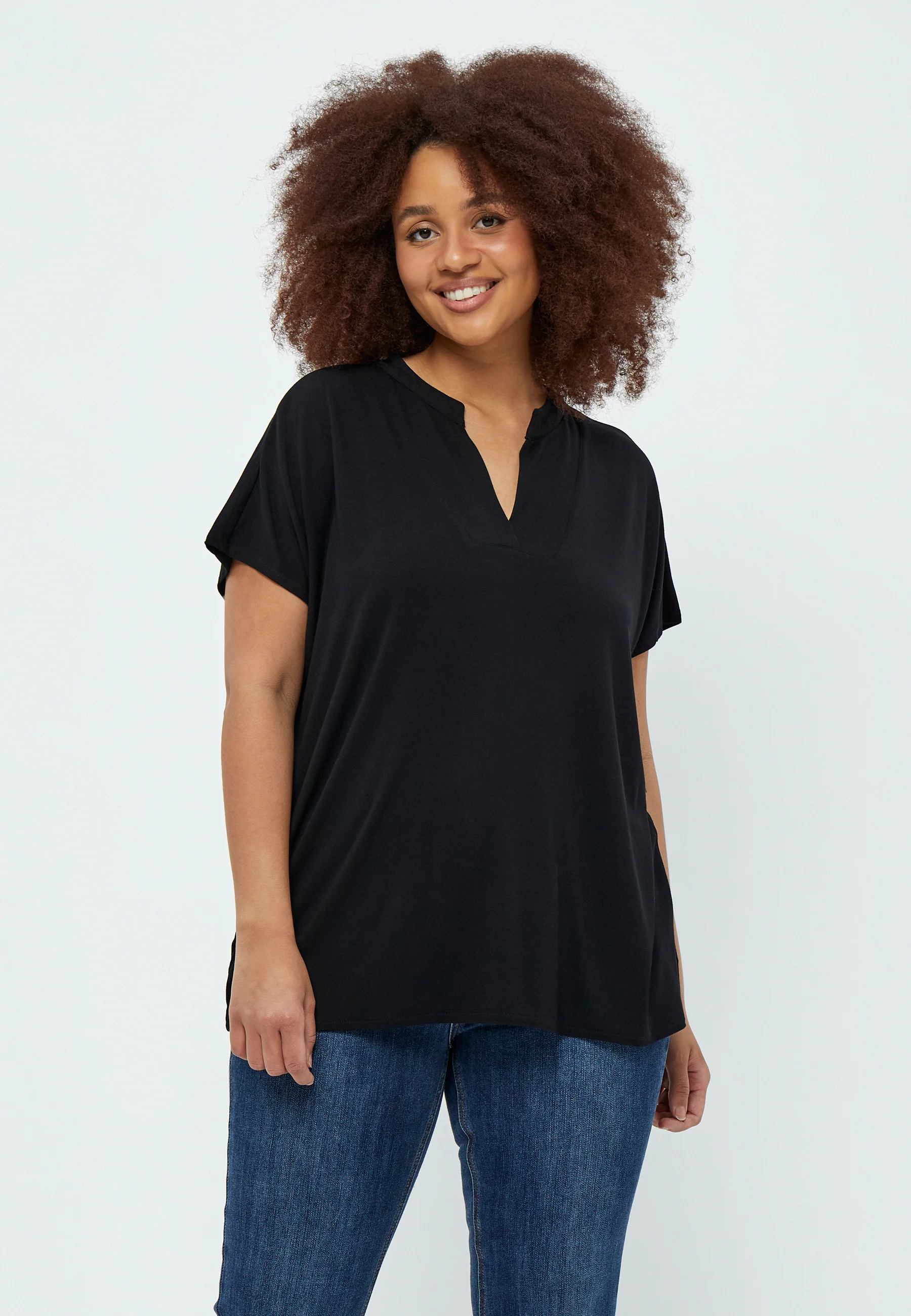 PeRosalinda - T-Shirt med V-hals - Image 4