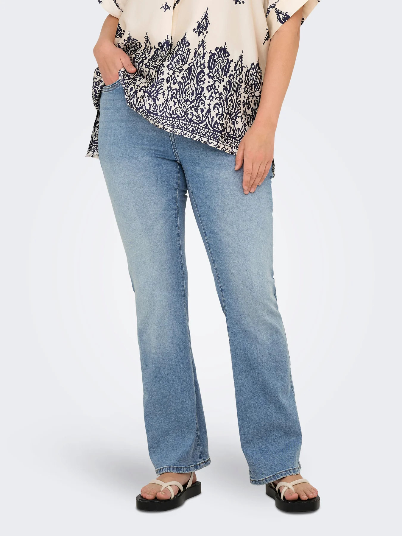 CarSally - Sally Flared Denim - Image 4