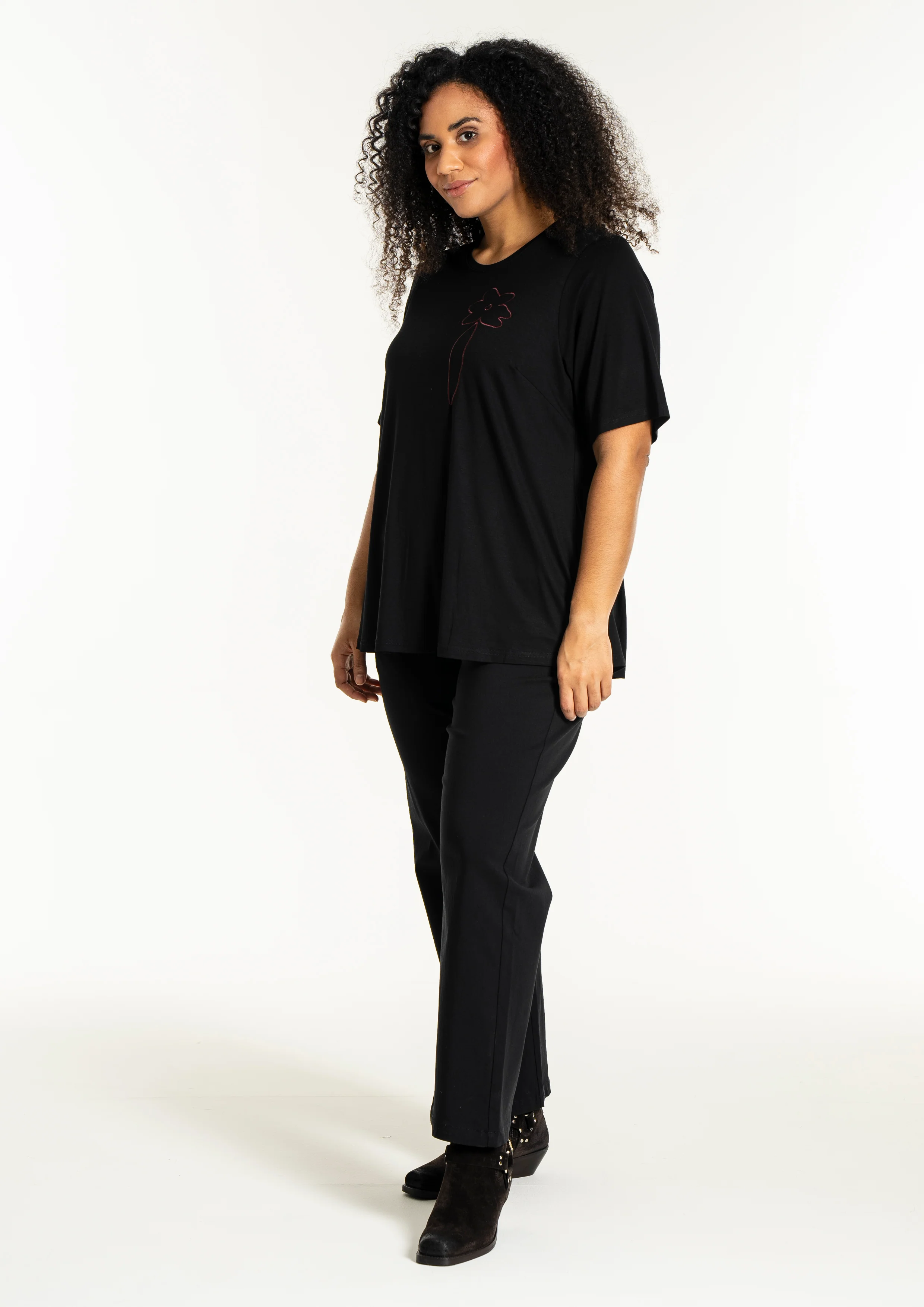 StBella - T-Shirt med print - Image 4