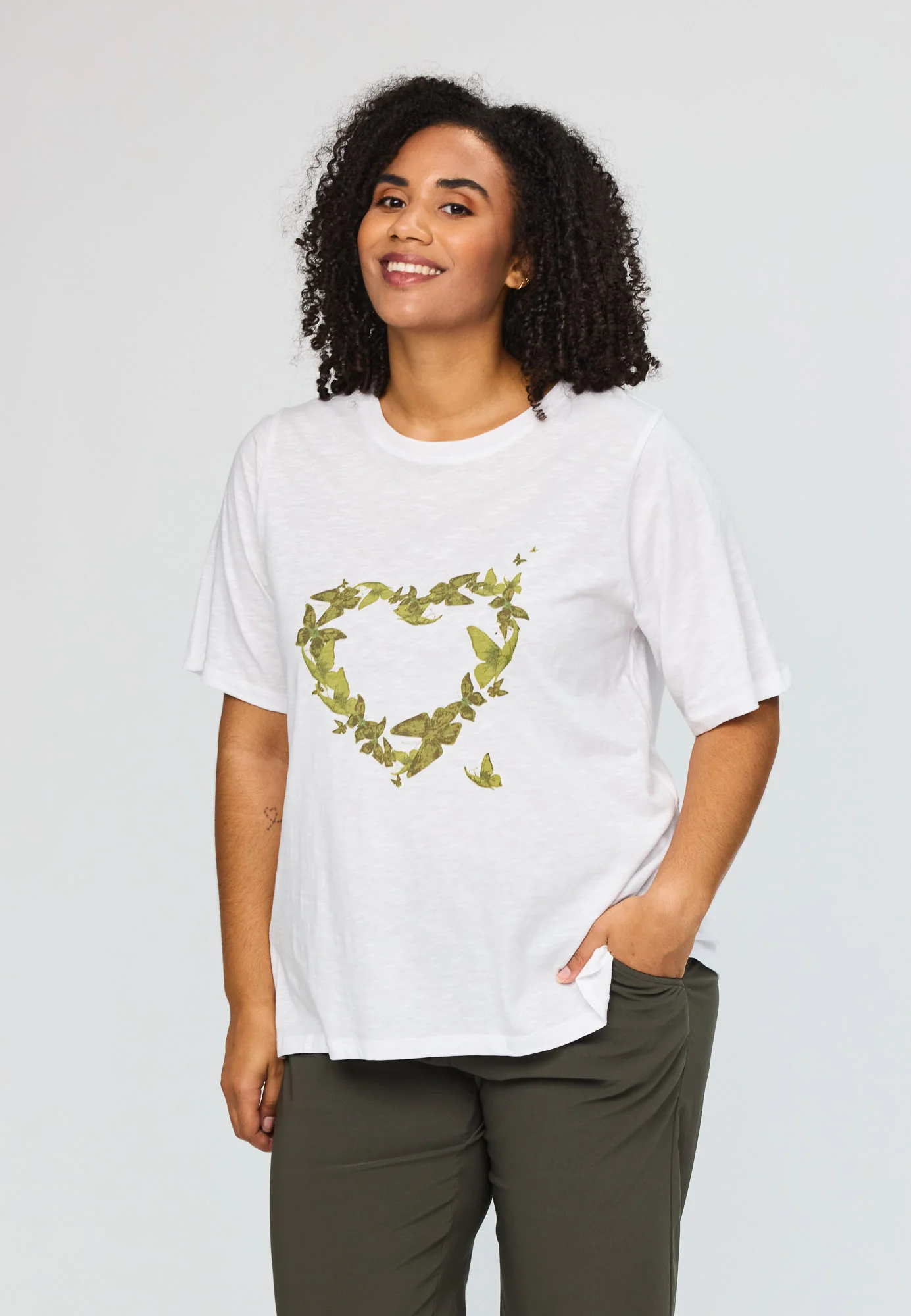 StBella - T-Shirt med Print - Image 7