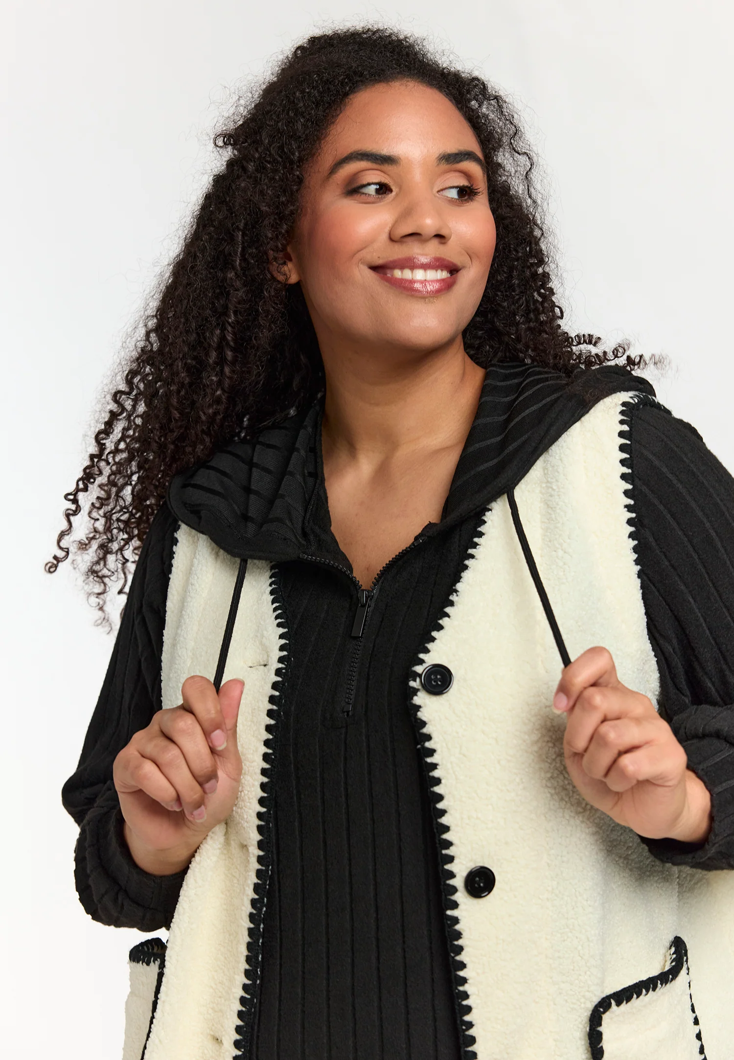 StElina S261868 - Vest FJ - Image 2