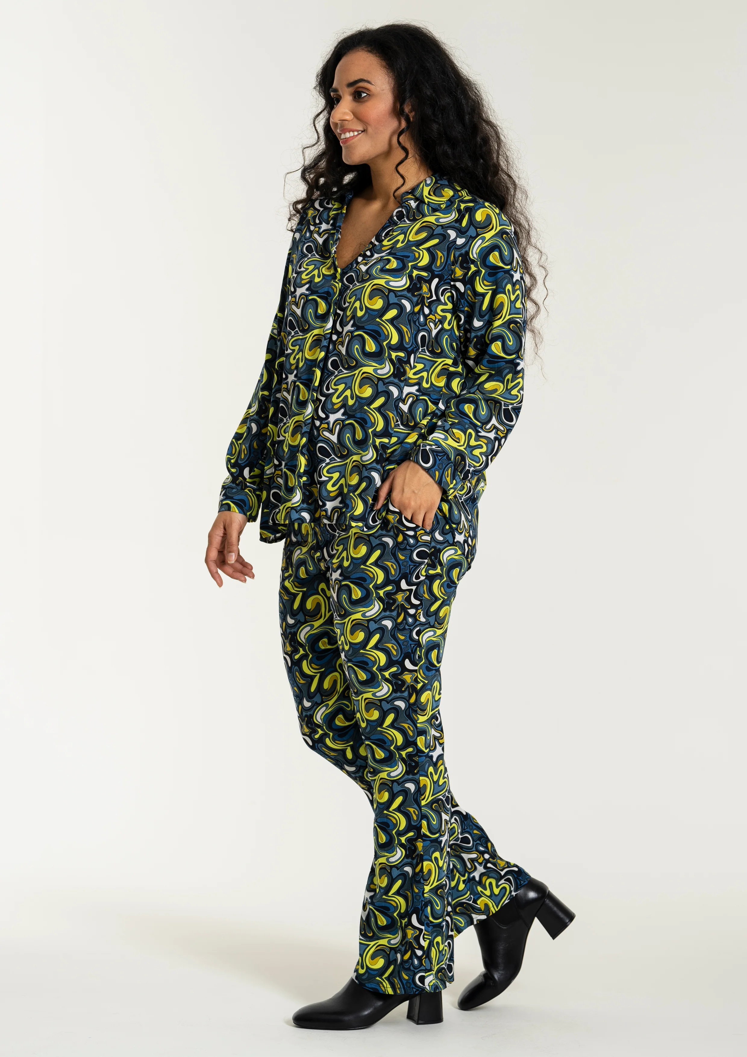 StFranka Shirt - Image 5