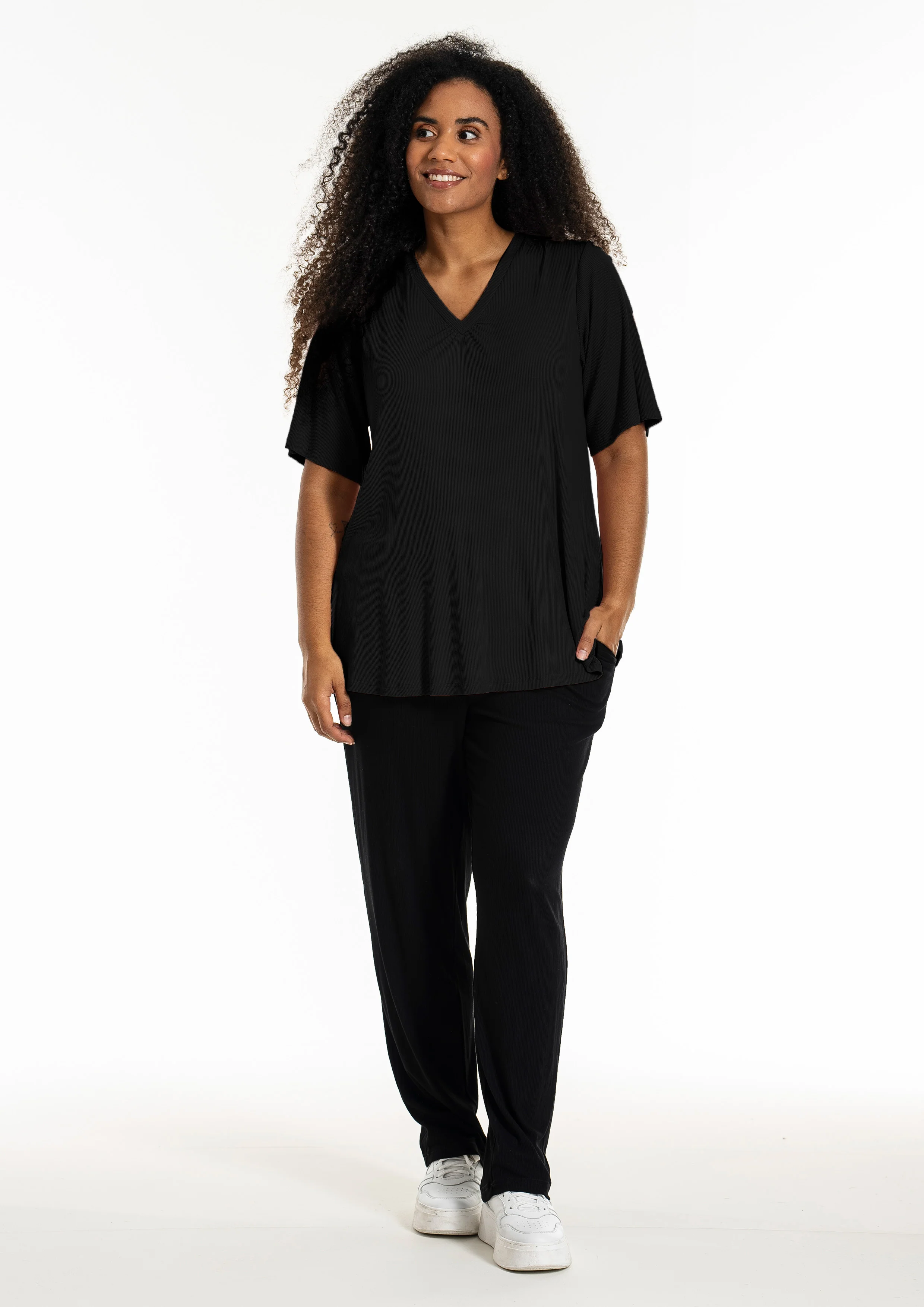 StLykke T-shirt med V-hals FJ