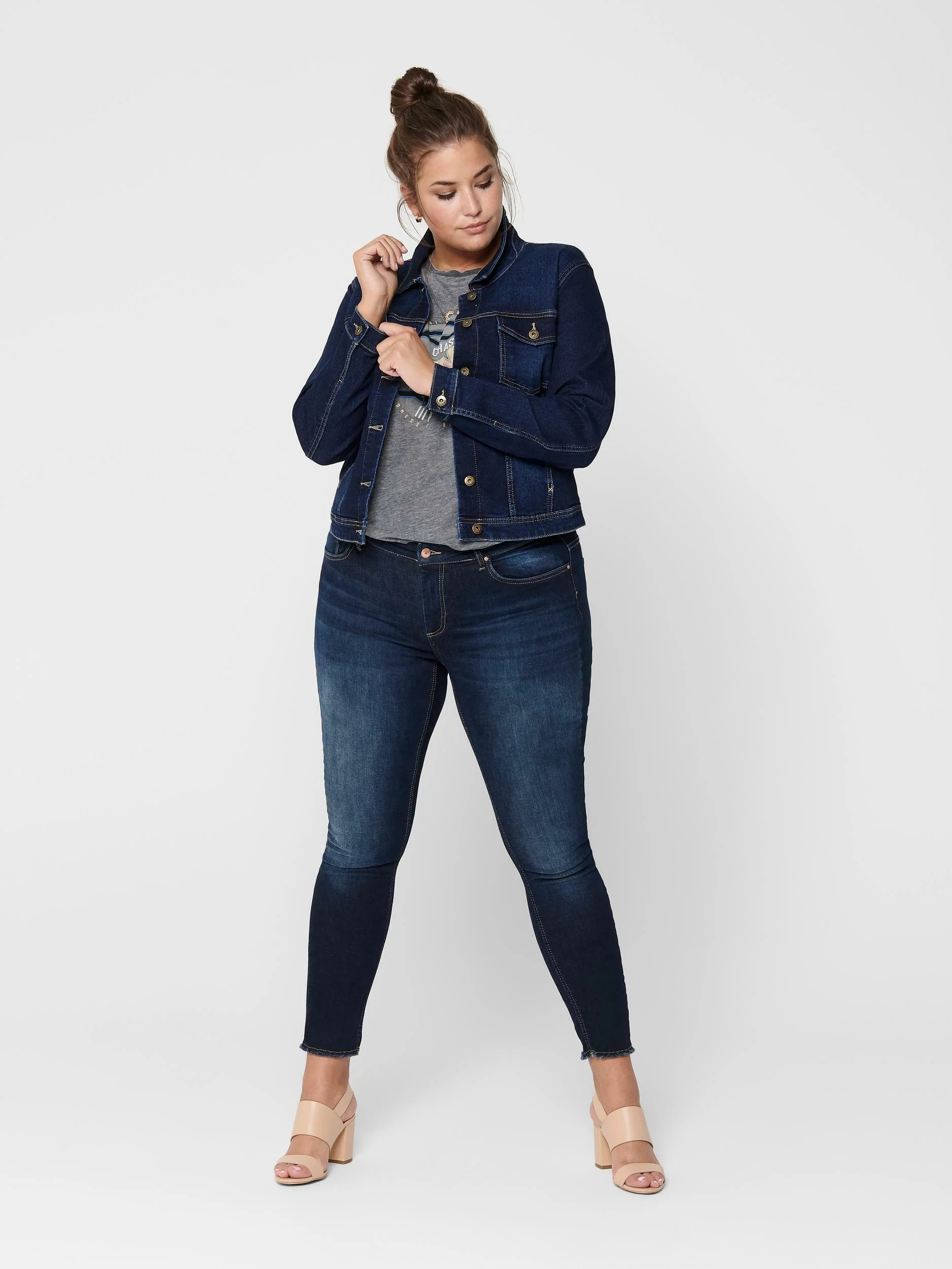Smart denim jakke fra Carmakoma - Image 4
