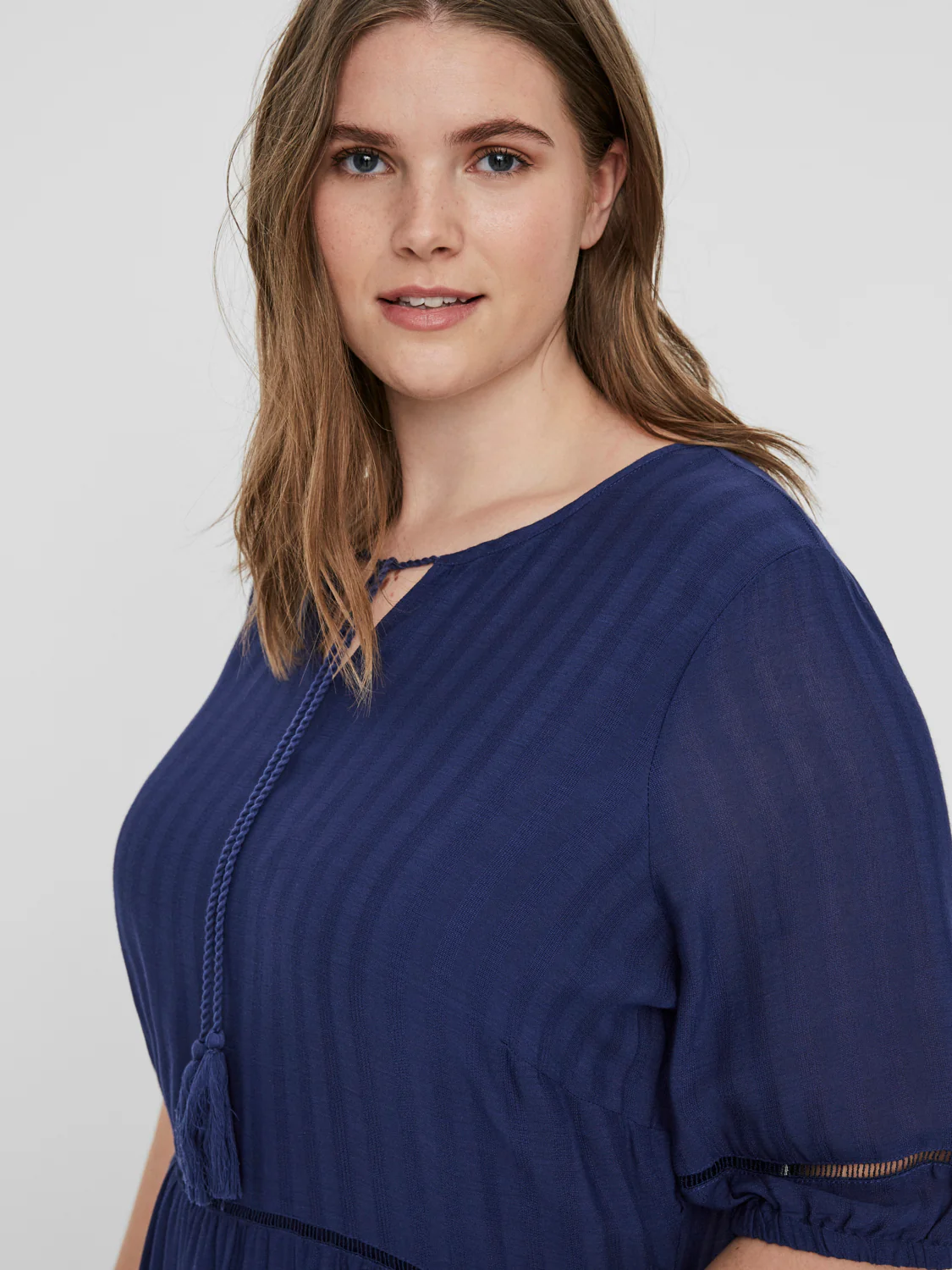 Viscosekjole med 2-4-ærmer fra Junarose - Image 4