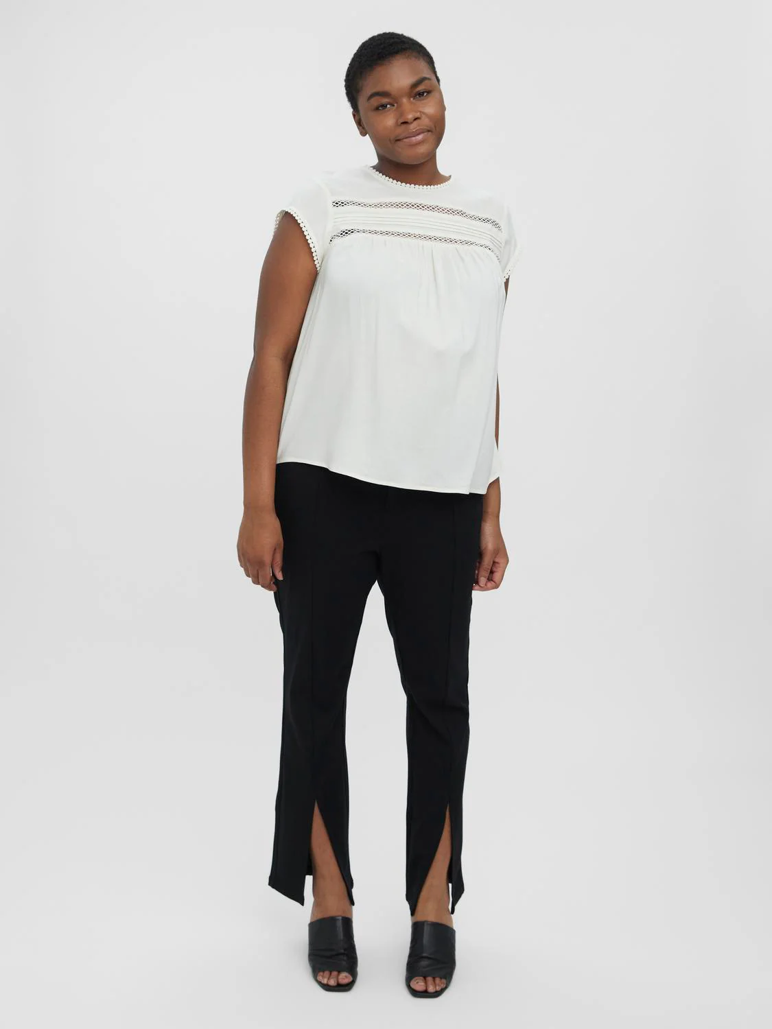 VmDebbie Pleat Top - Image 14