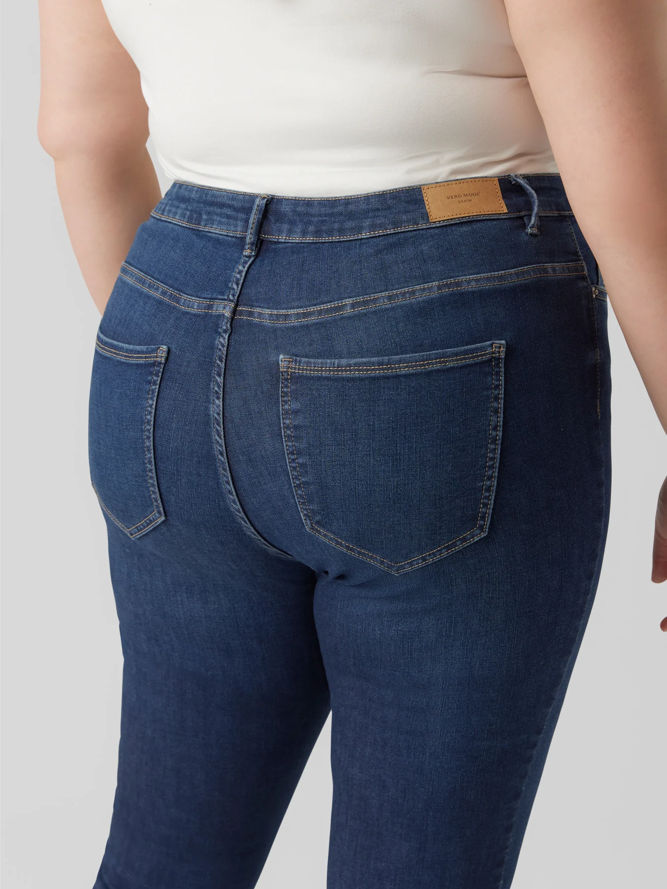 VmcPhia - Skinny Jeans - Image 4