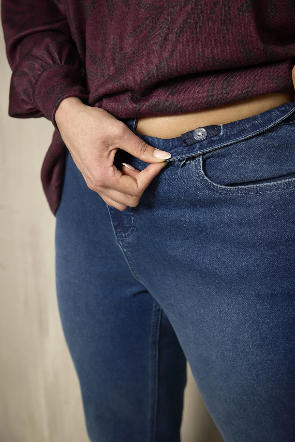 ZhStep 105 - Step Fit Jeans - Image 2